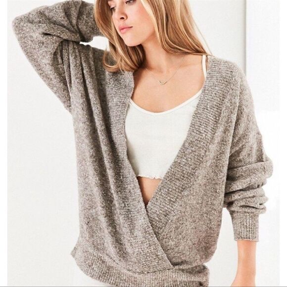 Urban Outfitters Silence And Noise Cozy Surplice Brown Wrap Sweater. Size XS. - Picture 1 of 9